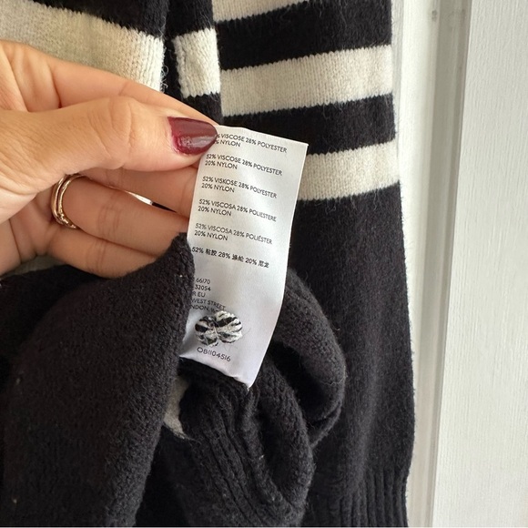 Anthropologie Rebekah Tunic Sweater Parisian Black and White Stripes Medium - Picture 9 of 9